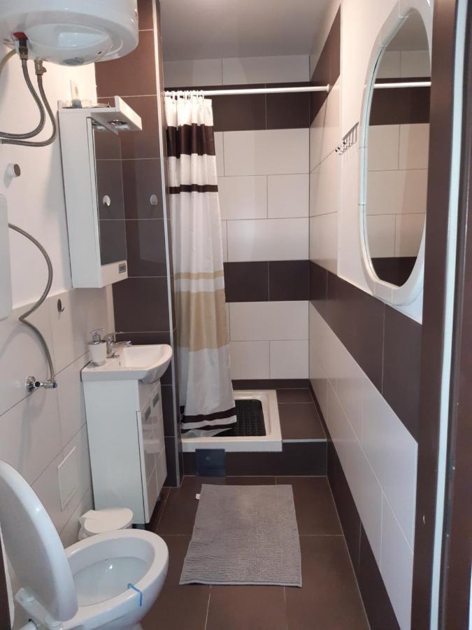 Laudon Apartment