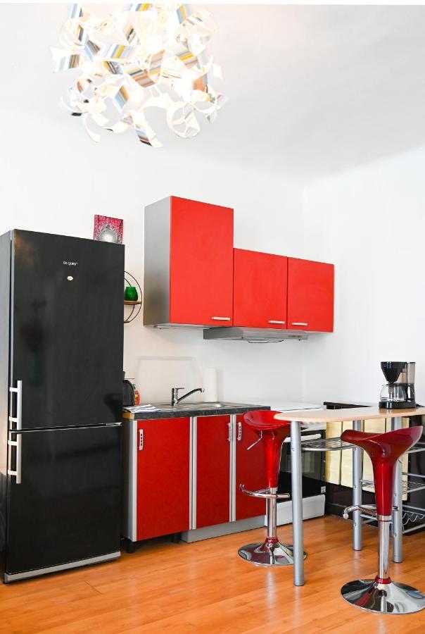 Backpacker Bahnhof Apartment