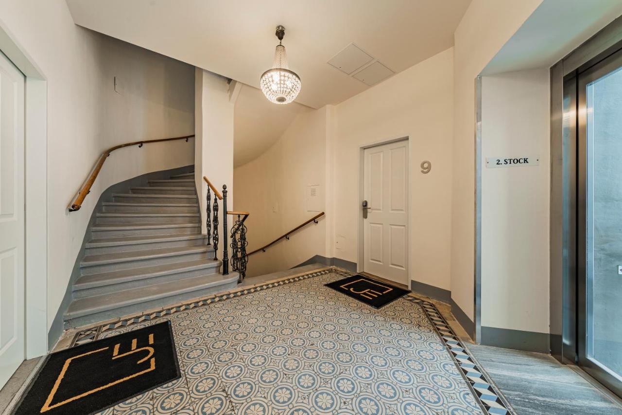 Palais Joseph Apartments, Contactless Check In