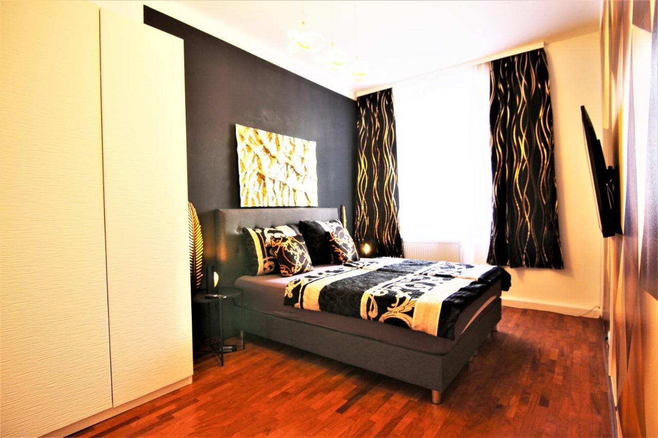 Boutique - Luxury 2 Apartment
