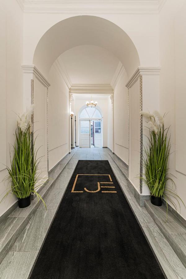 Palais Joseph Apartments, Contactless Check In Apartamento