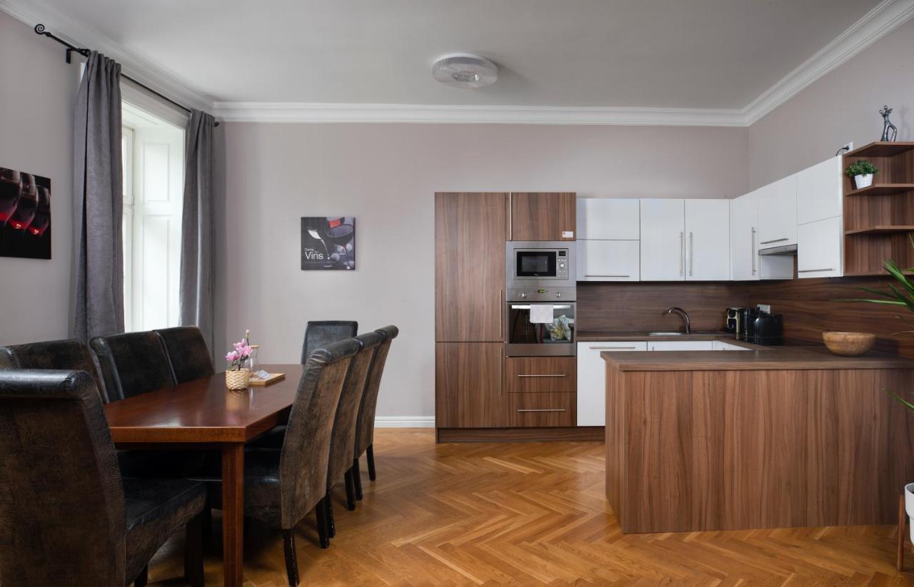 Apartment Imperial Schonbrunn Vienna