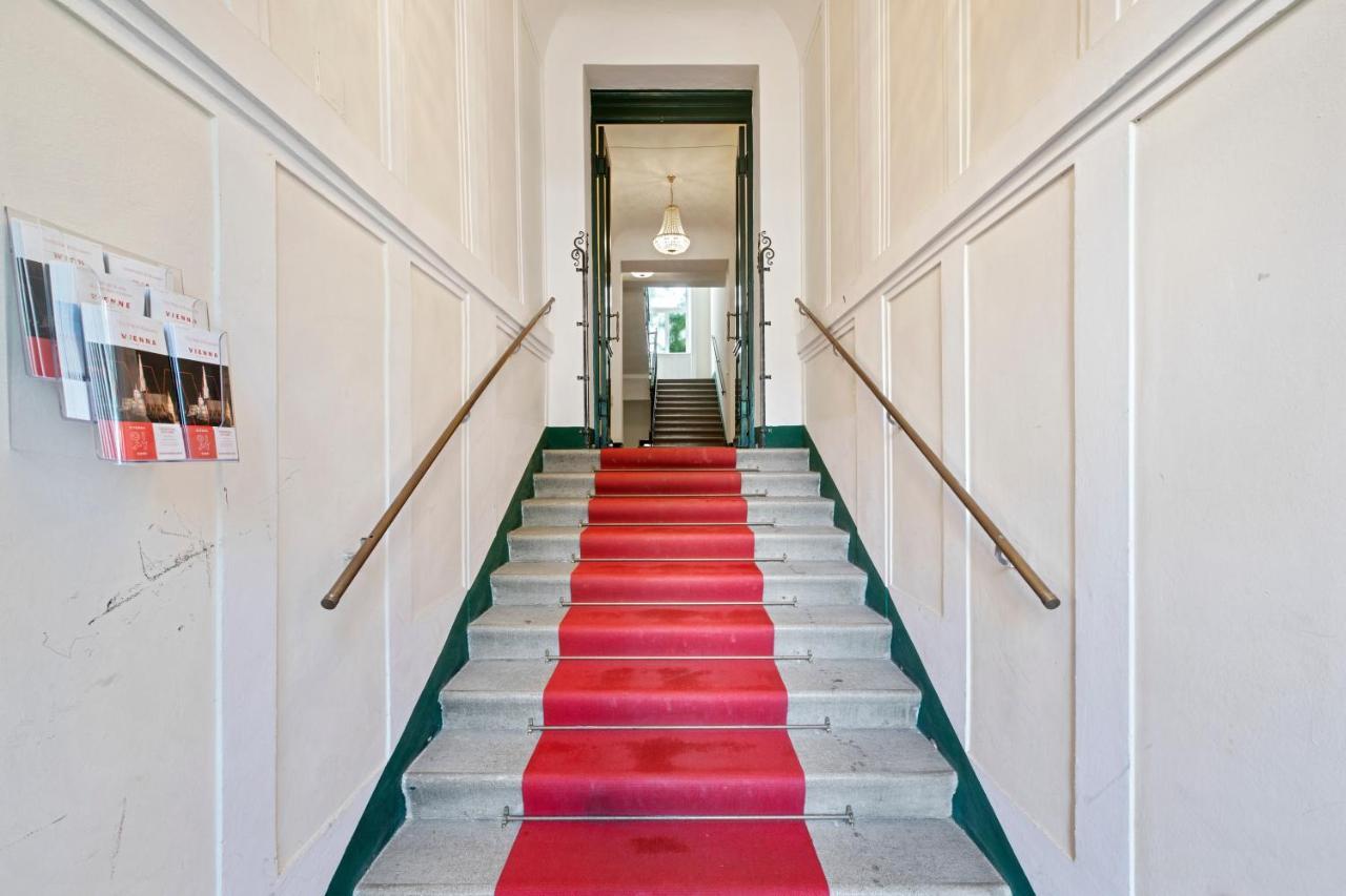 Apartment Imperial Schonbrunn Vienna