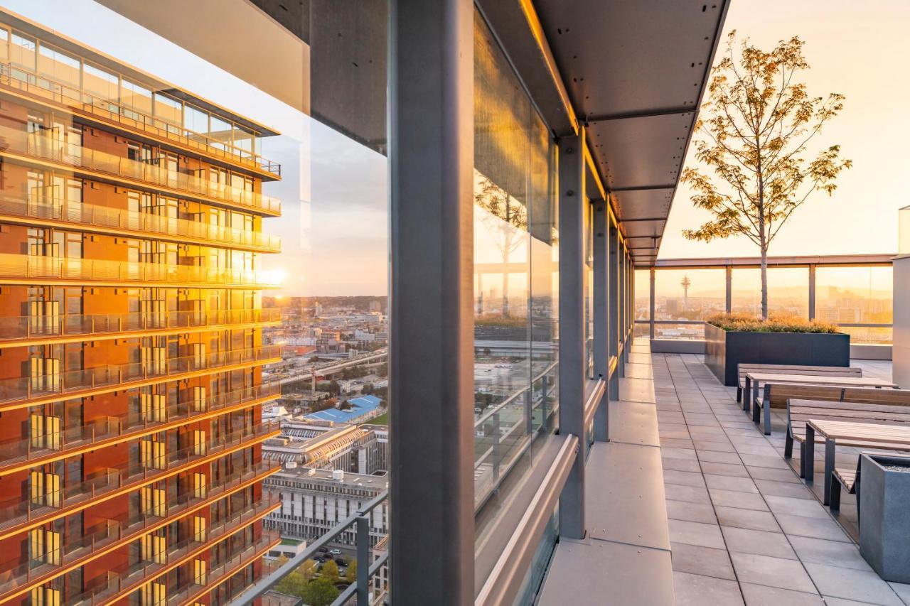 Apartment Triiiple Tower Dream With Rooftop-summer-pool Vienna