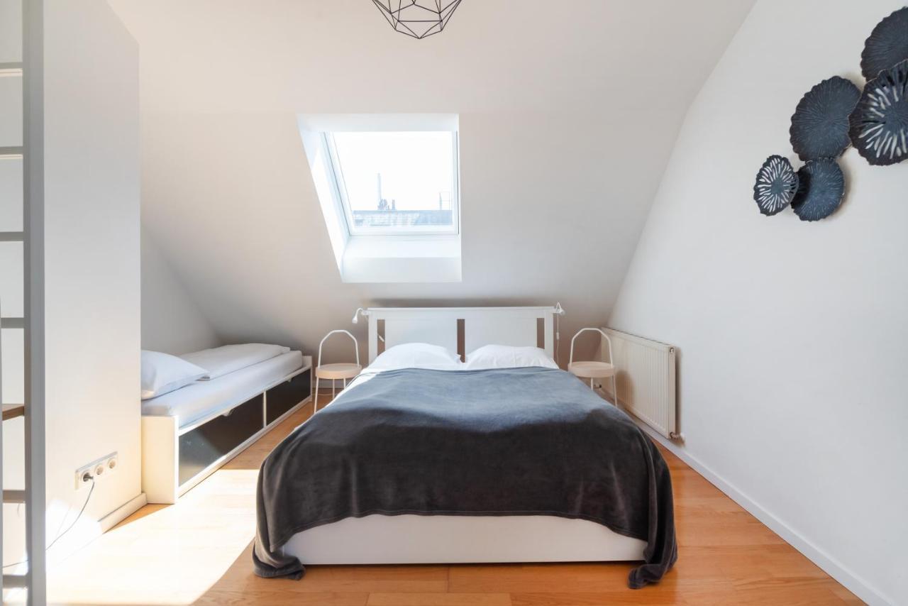Roof With Terrace, Parking And Ac *