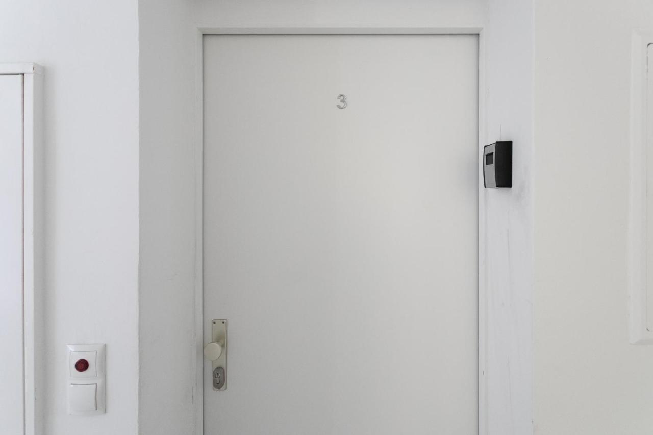 Apartment, Modern Und Neu Renoviert