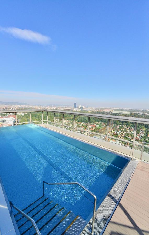 Brand-new, Close To Centre, Rooftop-summer-pool *