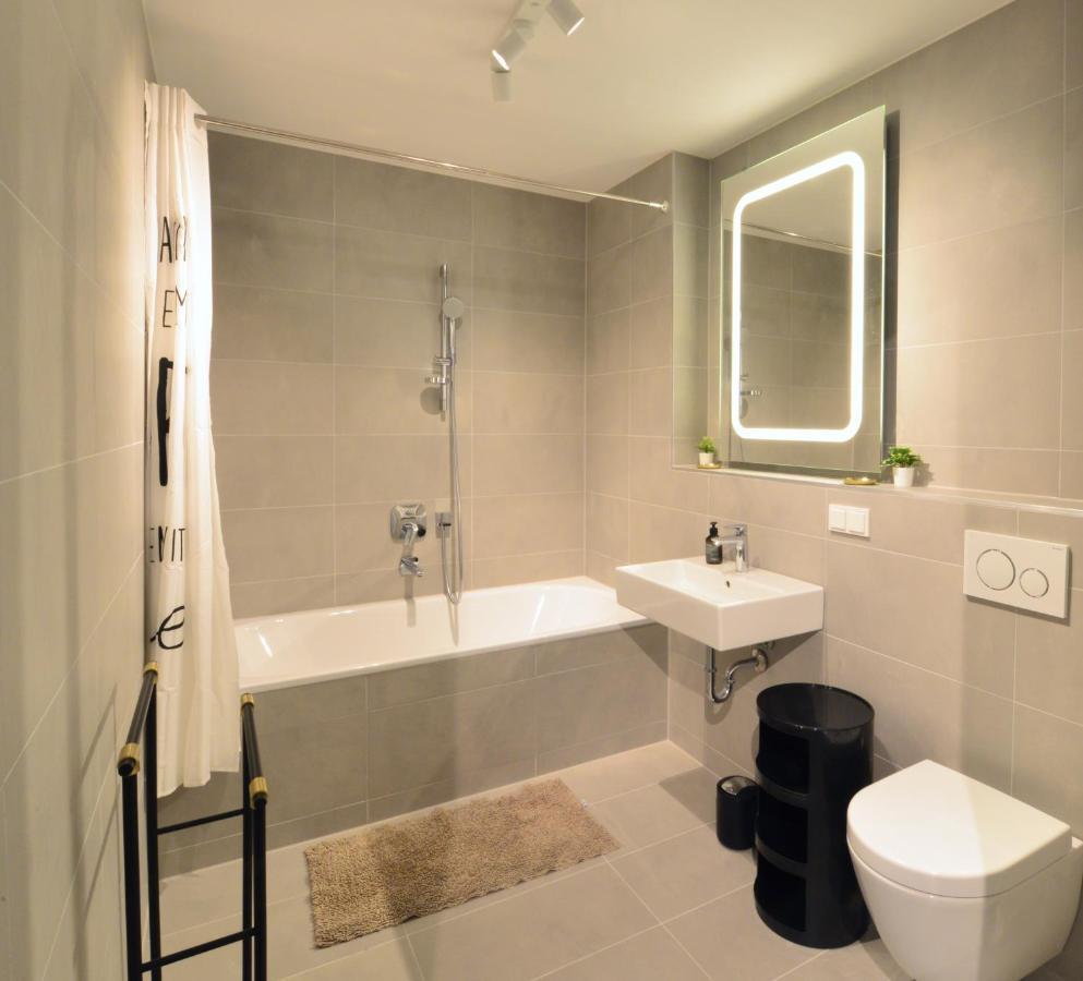 Brand-new, Close To Centre, Rooftop-summer-pool Apartment *