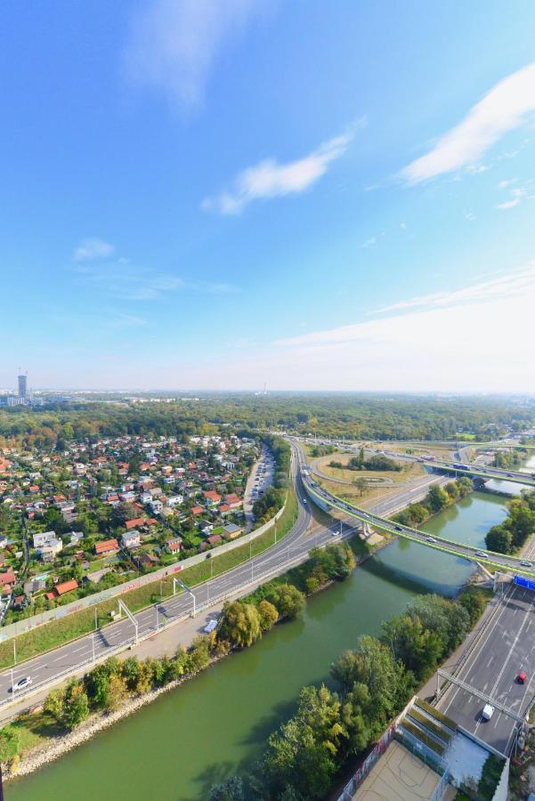 Apartment Brand-new, Close To Centre, Rooftop-summer-pool *