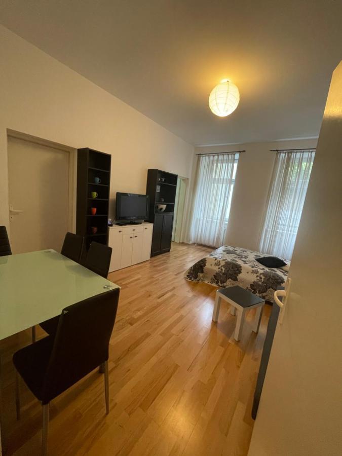 Keinergasse 18-contactless Check-in! Apartment *