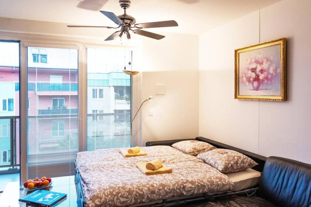 Apartment New, Quiet Flat Next To U1, Vic, Shopping Mall,... *