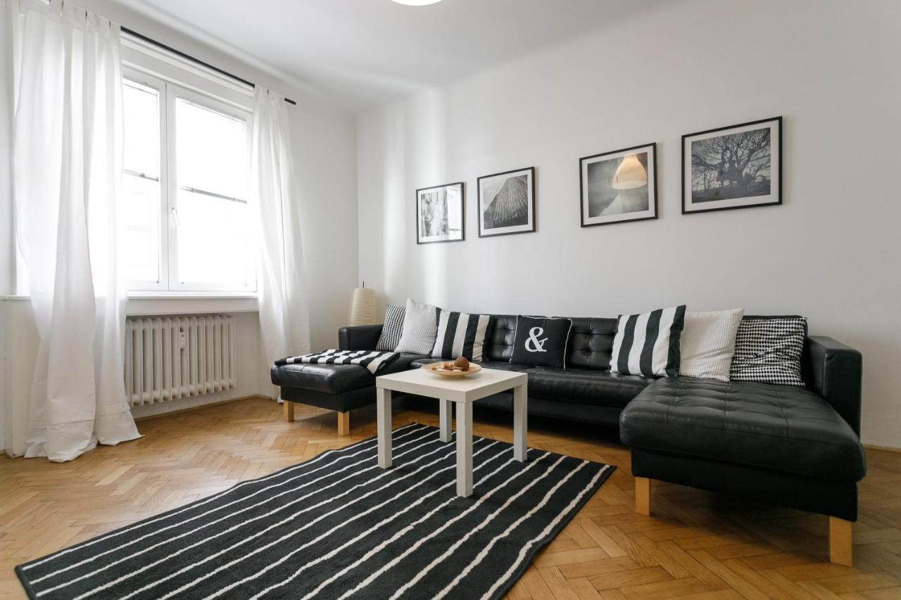 Apartment Operastreet Black & White Vienna