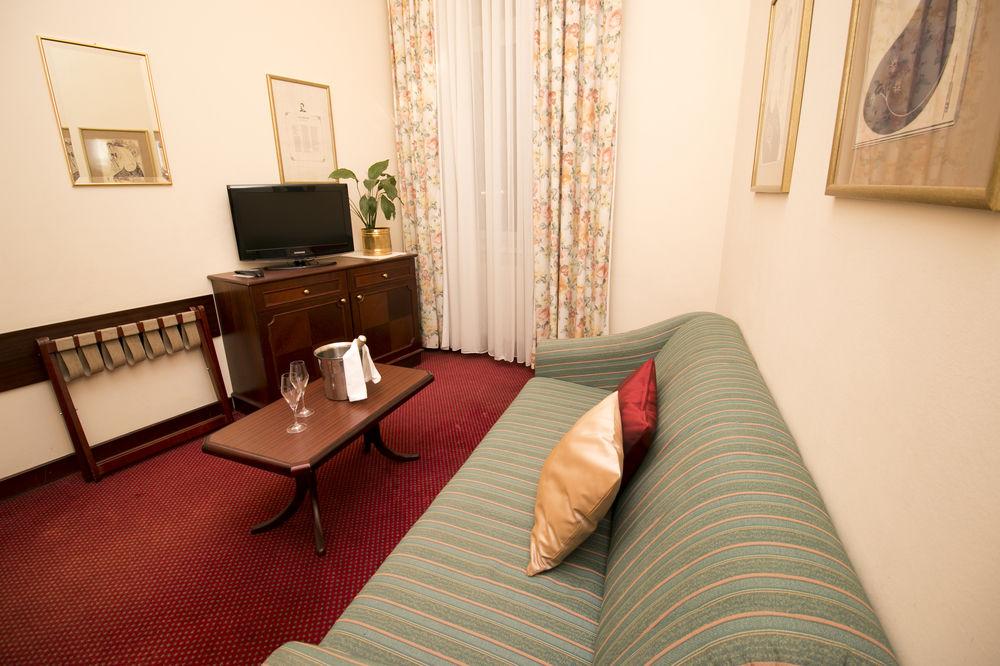 Theaterhotel & Wien