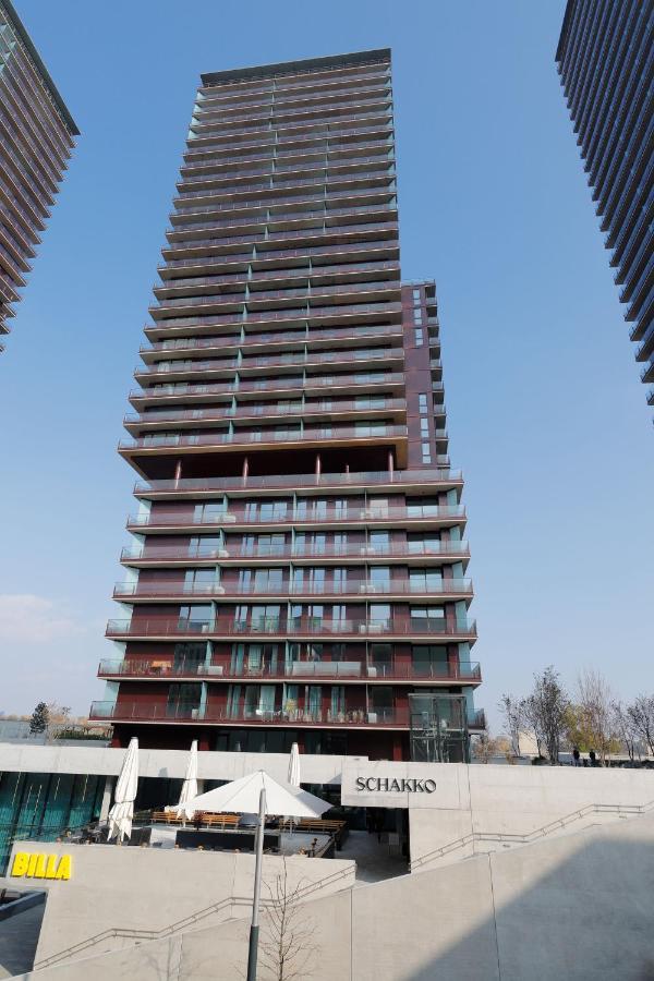 Triiiple Level 22 Mit Balkon Und Tiefgarage *