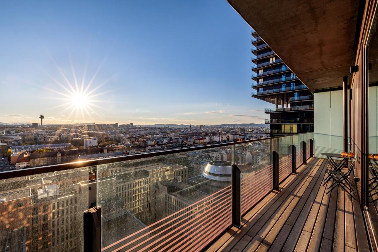 New Luxury Overlooking *