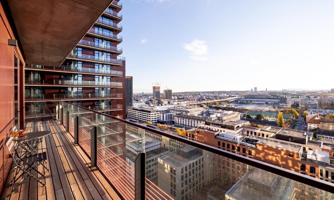New Luxury Overlooking *
