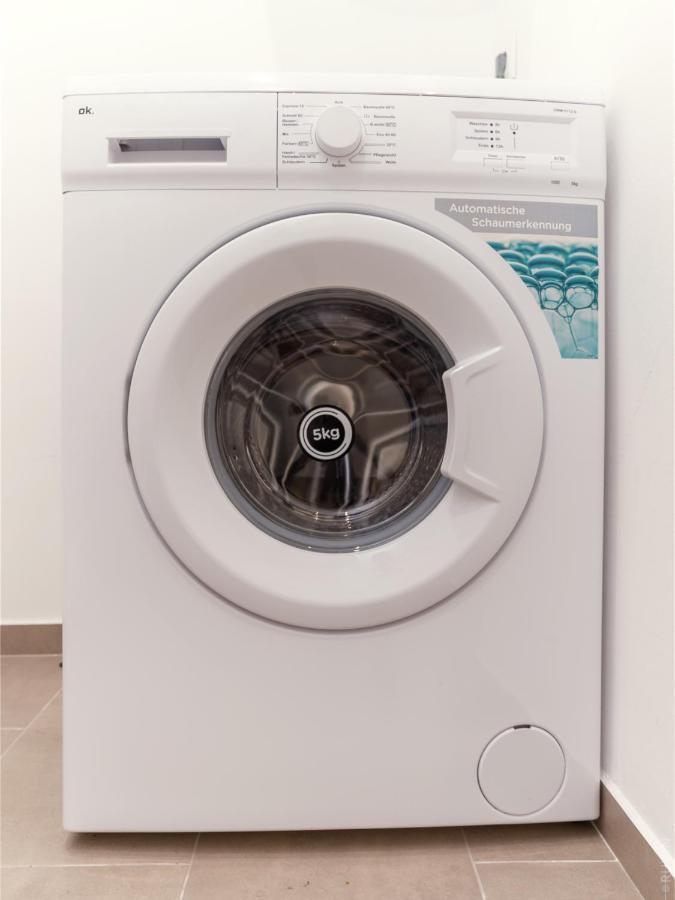 With Netflix, Two Min To Hauptbahnhof, 12 Apartment *