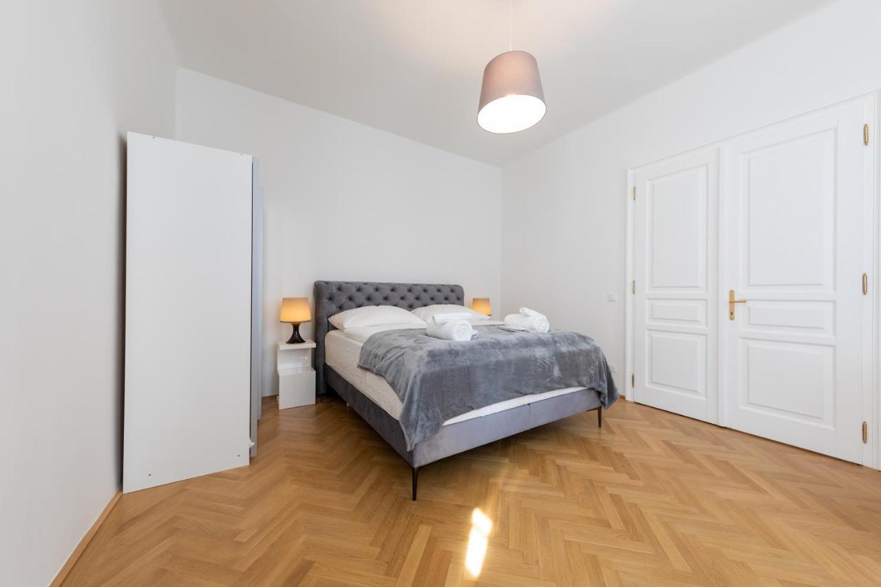 Dream Apartment