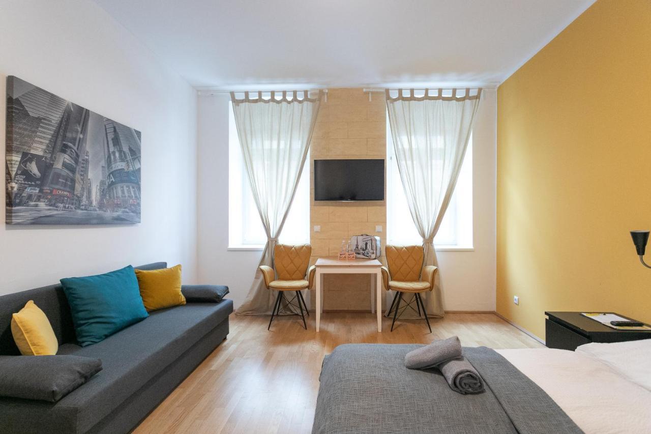 Apartment, Modern Und Neu Renoviert Vienna