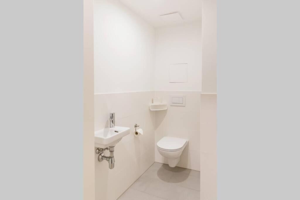 New, Quiet Flat Next To U1, Vic, Shopping Mall,... Apartment Wien