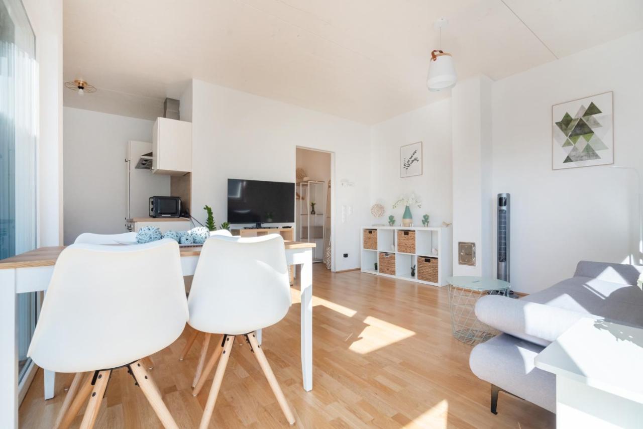 Apartment Helles, Neues Dg Mit Blick Zum Donauturm Wien