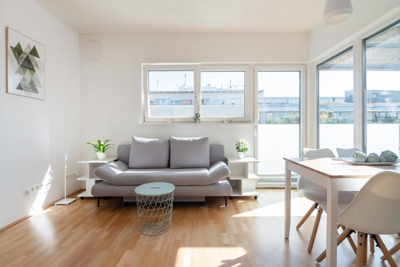 Apartment Helles, Neues Dg Mit Blick Zum Donauturm *