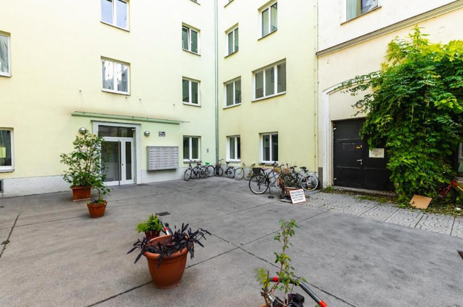 Authentic Next To Schwedenplatz Vienna