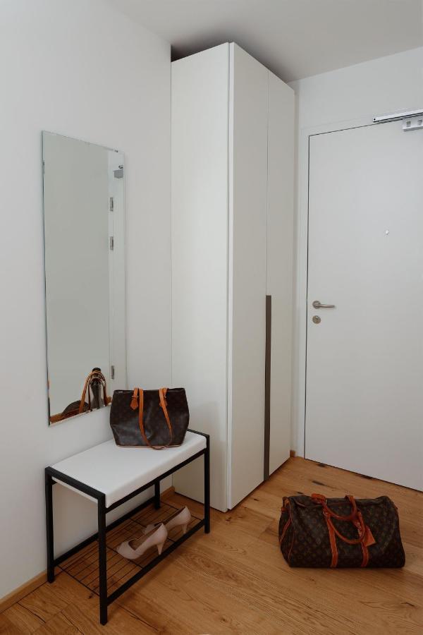 Appartamento Triiiple Level 22 Mit Balkon Und Tiefgarage Vienna
