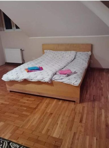 Apartamento Arbeiterquartiere In Donaustadt Mit Gemeinschaftskuche Und -bad - Hacklerzimmer