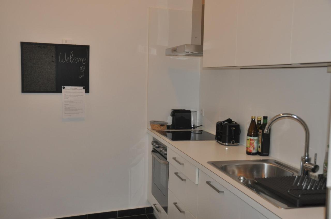 Wunderschöne Altbauwohnung In Zentraler Lage Apartment *