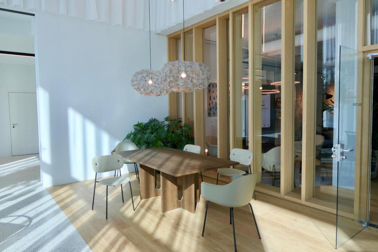 New Luxury Overlooking Vienna