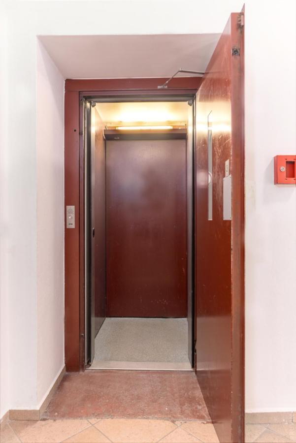 With Netflix, Two Min To Hauptbahnhof, 12 Wien