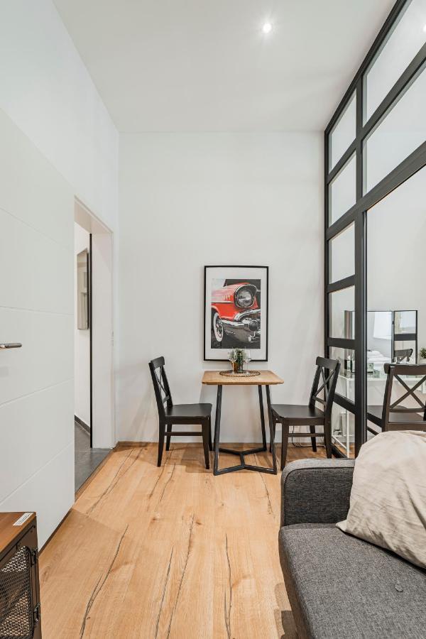 Zeus Design Herz Apartment *