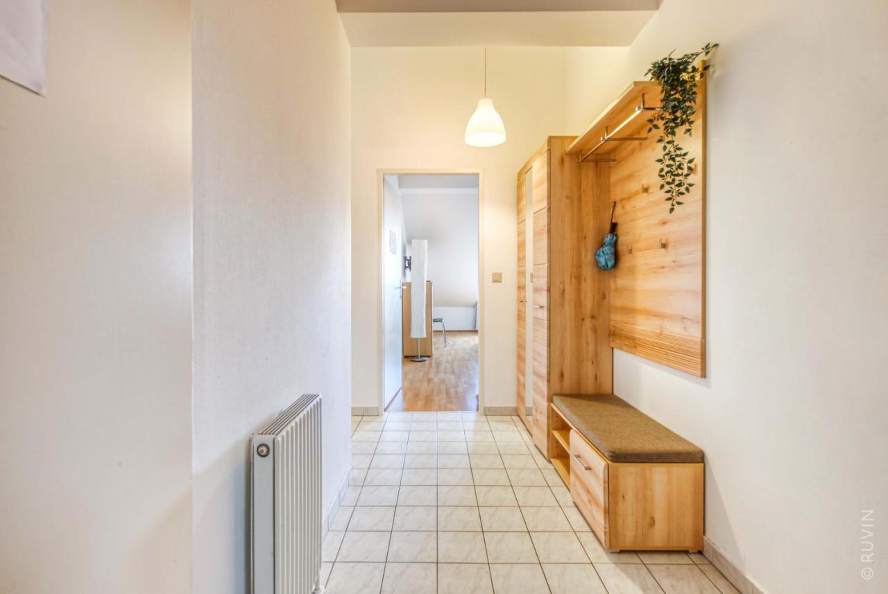 Apartment King Bed Home, 3 Bed Ideal For Big Groups *