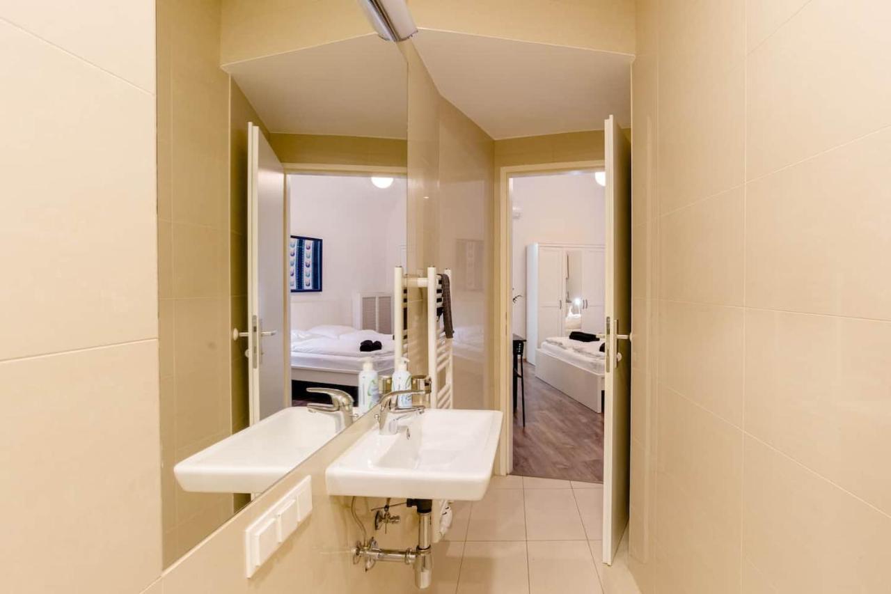 Air Condition I Sights In Walking Distance I 201 Mbit Wifi Apartment Wien