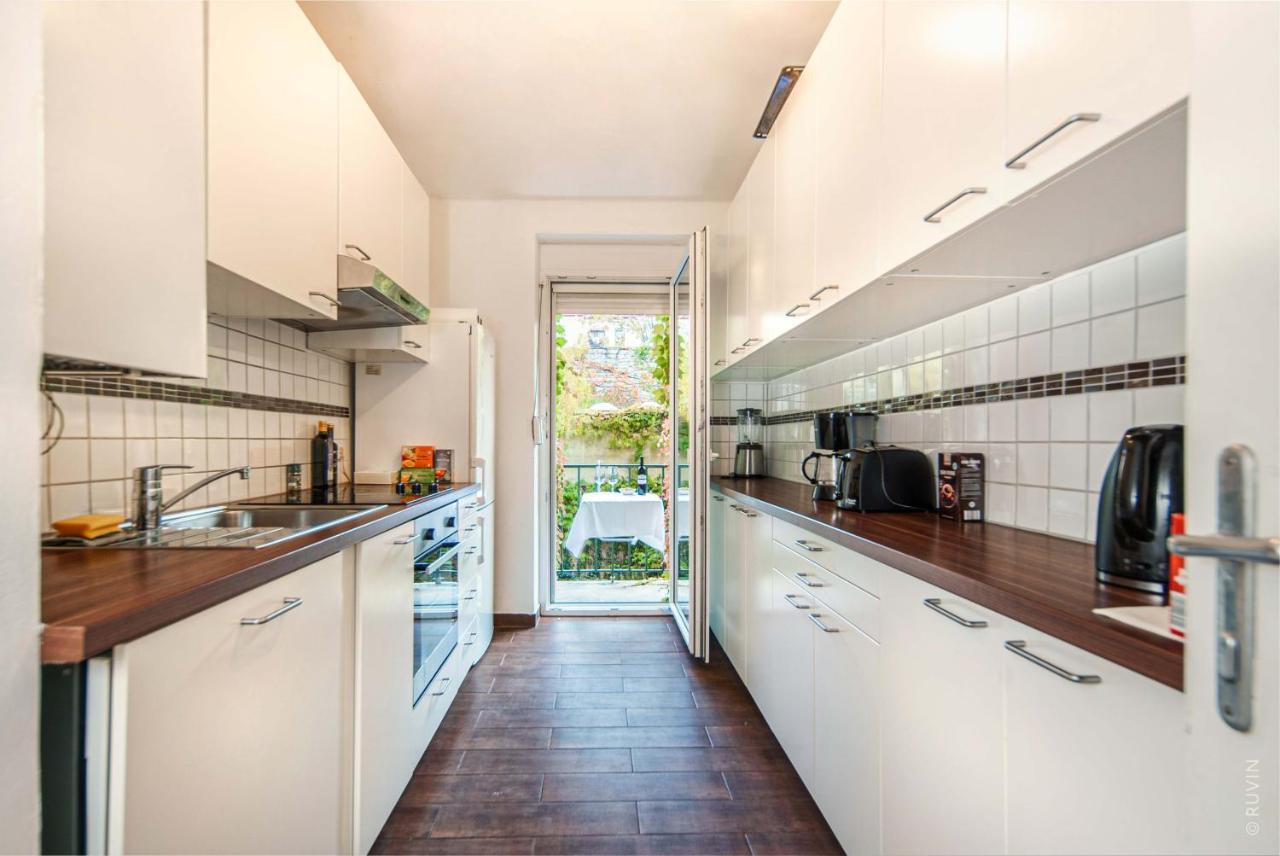 Balcony Apartment, 1 Min To U1 Reumannplatz Apartment *