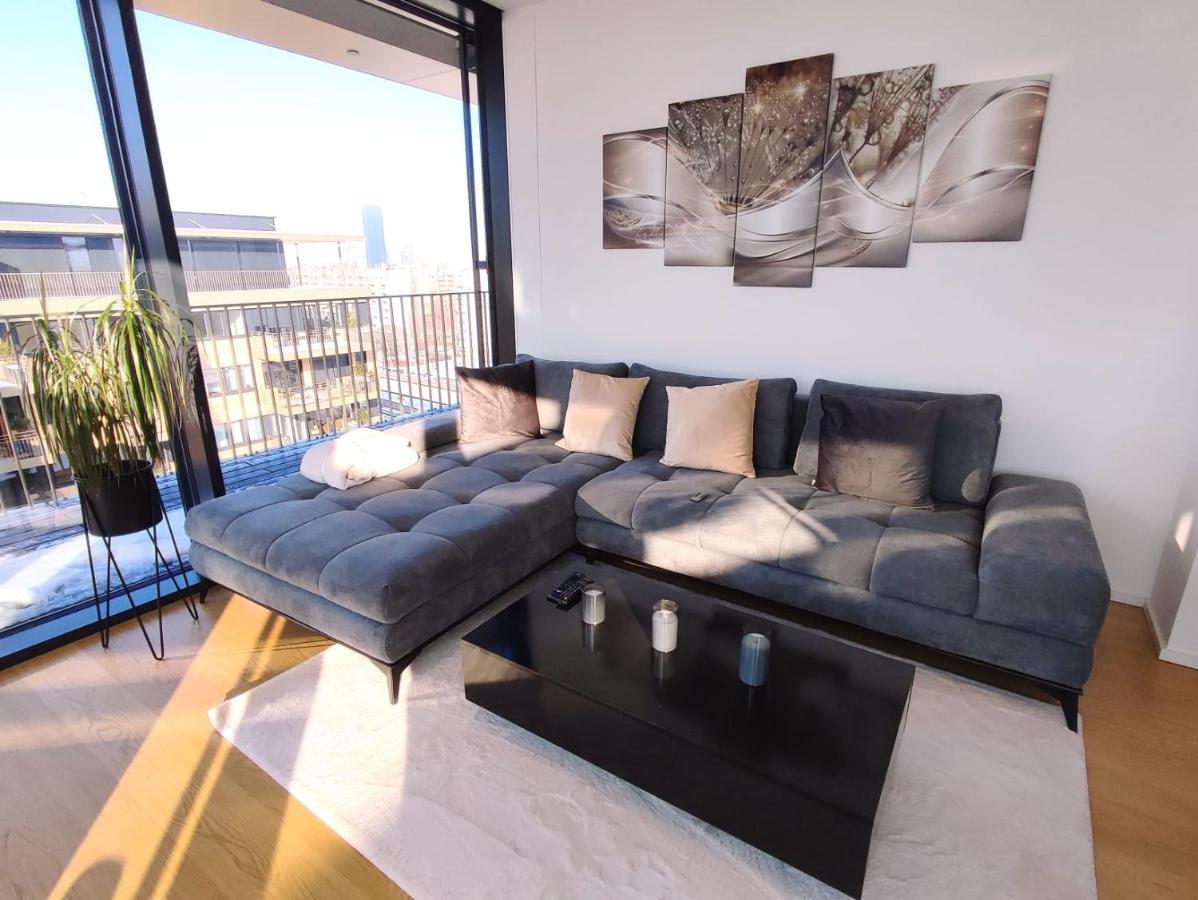 Panorama - Free Parking, Sauna & Fitness Apartment