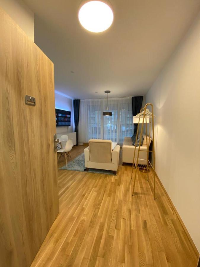 Apartment Feelhome Vienna, Subway U1 Kagran/Donauzentrum Vienna