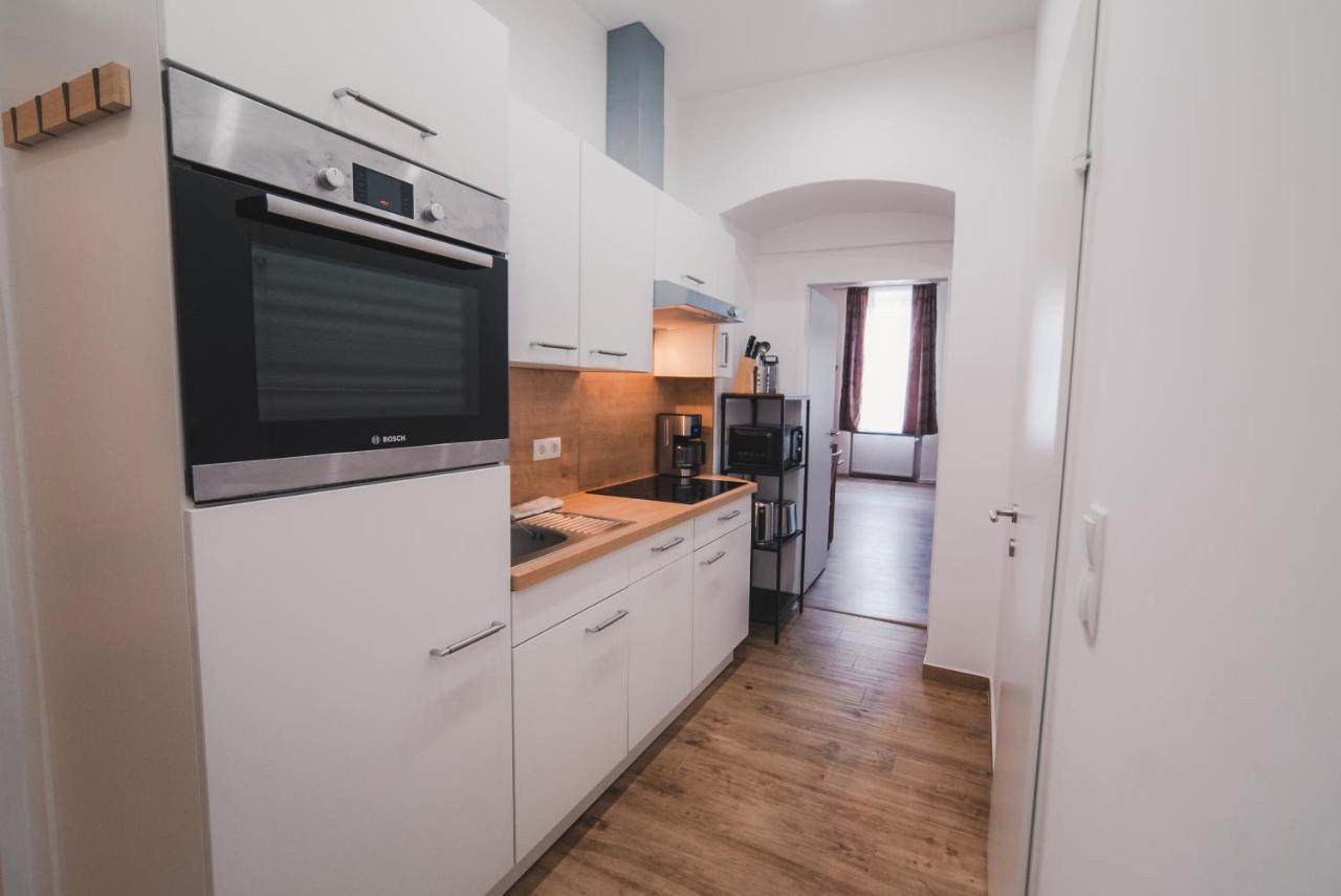 Apartment Renovated Close To First District
