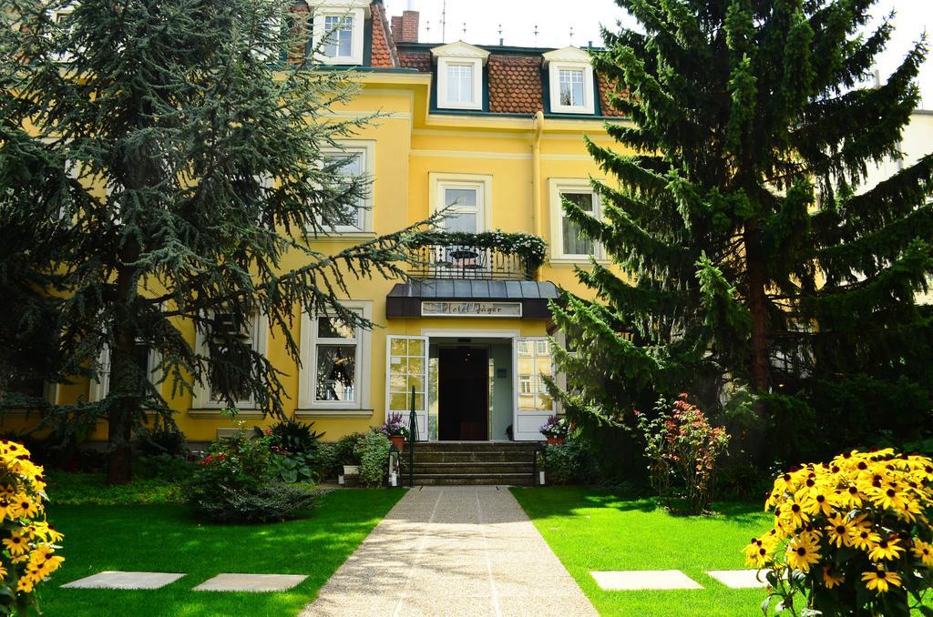 Jaeger - Family Tradition Since 1911 Vienna