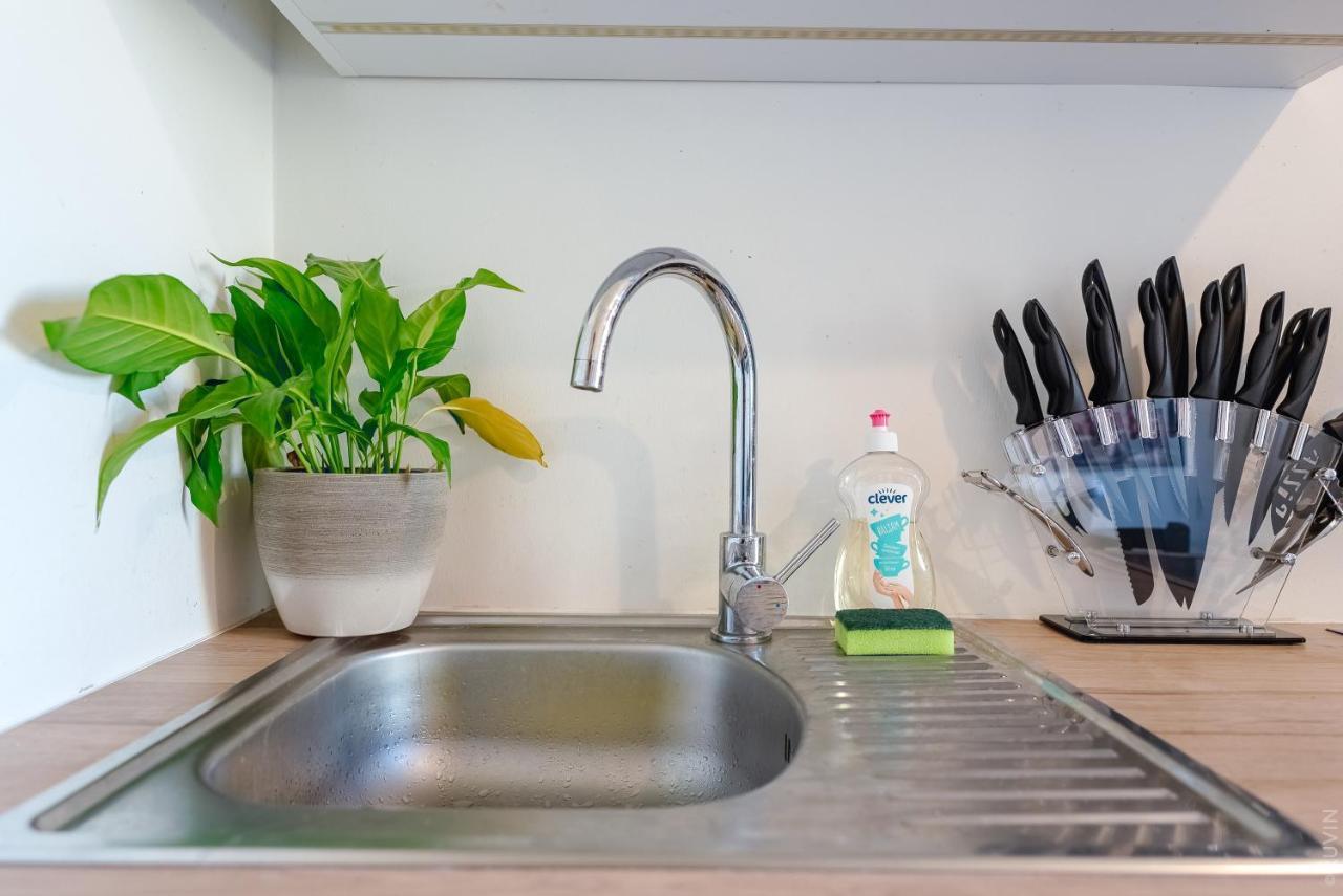 Apartment Perfect For Long Term Stay, Two Min To Hauptbahnhof, 18 *
