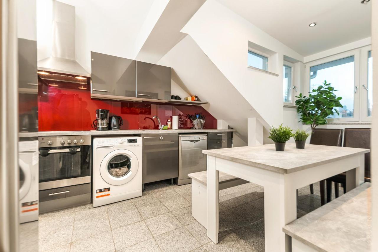 3 Bedroom Penthouse Ideal For Large Groups, 112 *