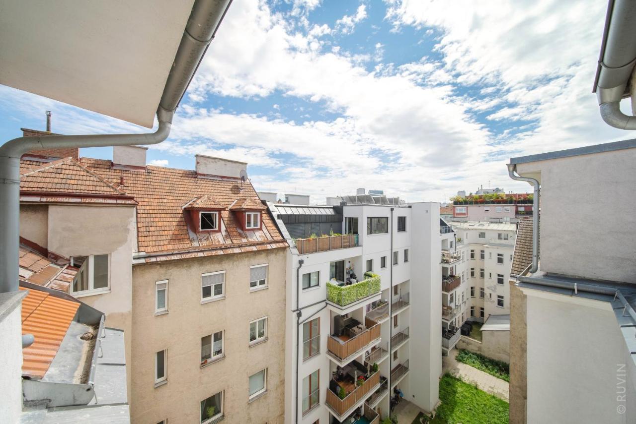 3 Bedroom Penthouse Ideal For Large Groups, 112 Apartment