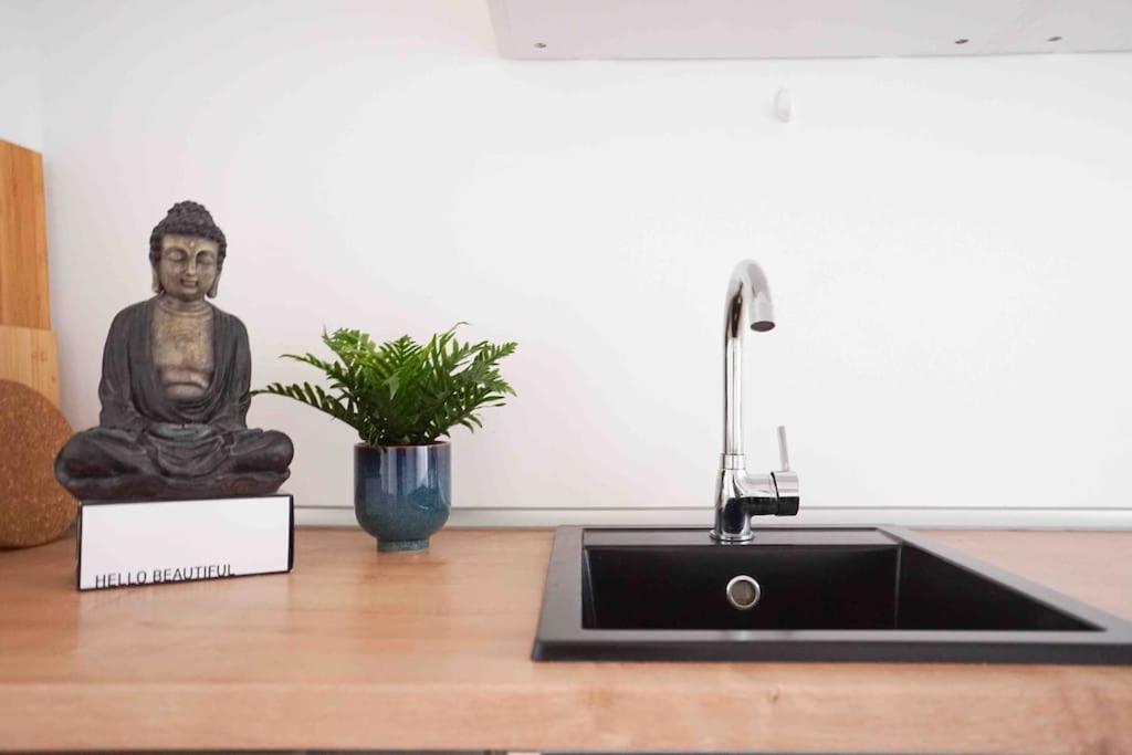 Apartment Modern Living In Center - Fully Equipped Wien