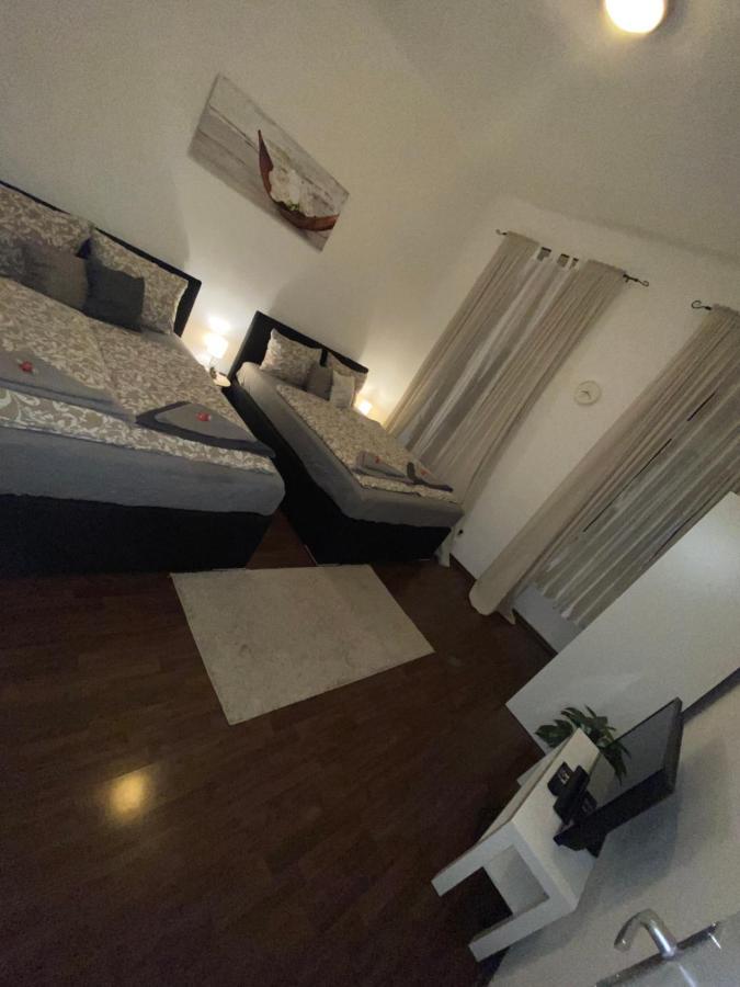 Rover Apartment *