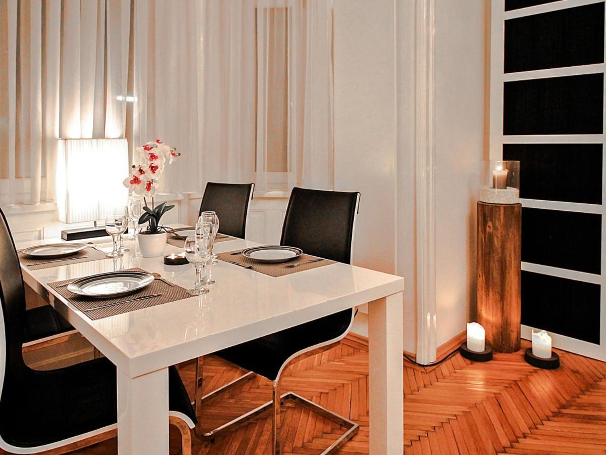Romantic Living By Interhome Wien