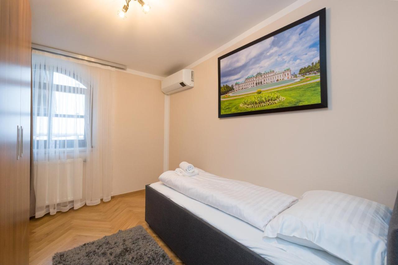 Schoenbrunn Apartamento
