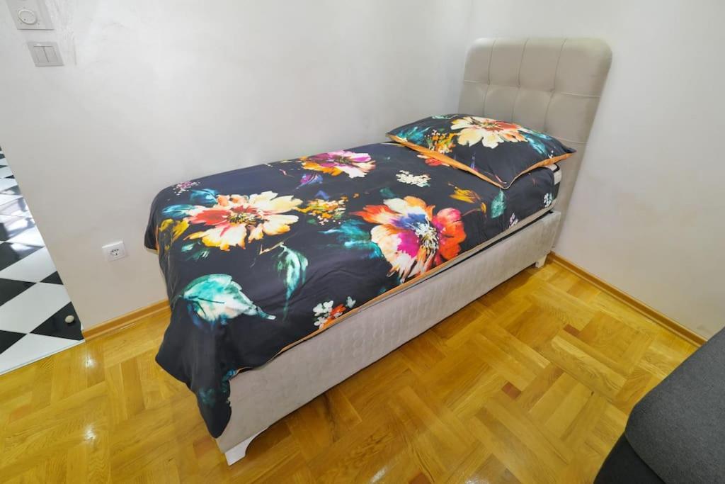Apartamento Stepan Apartments In Front Of Castle Schoenbrunn Viena