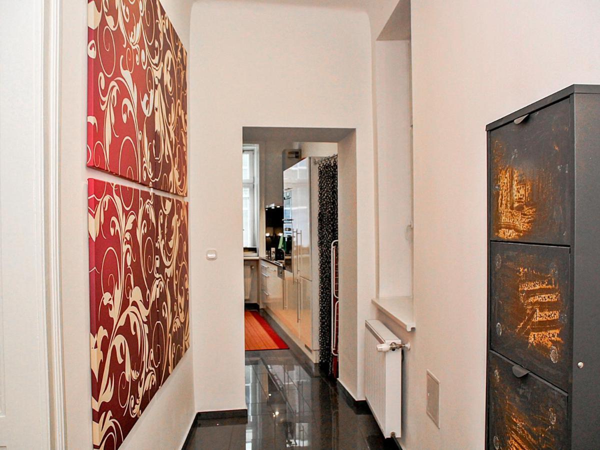 Apartment Romantic Living By Interhome