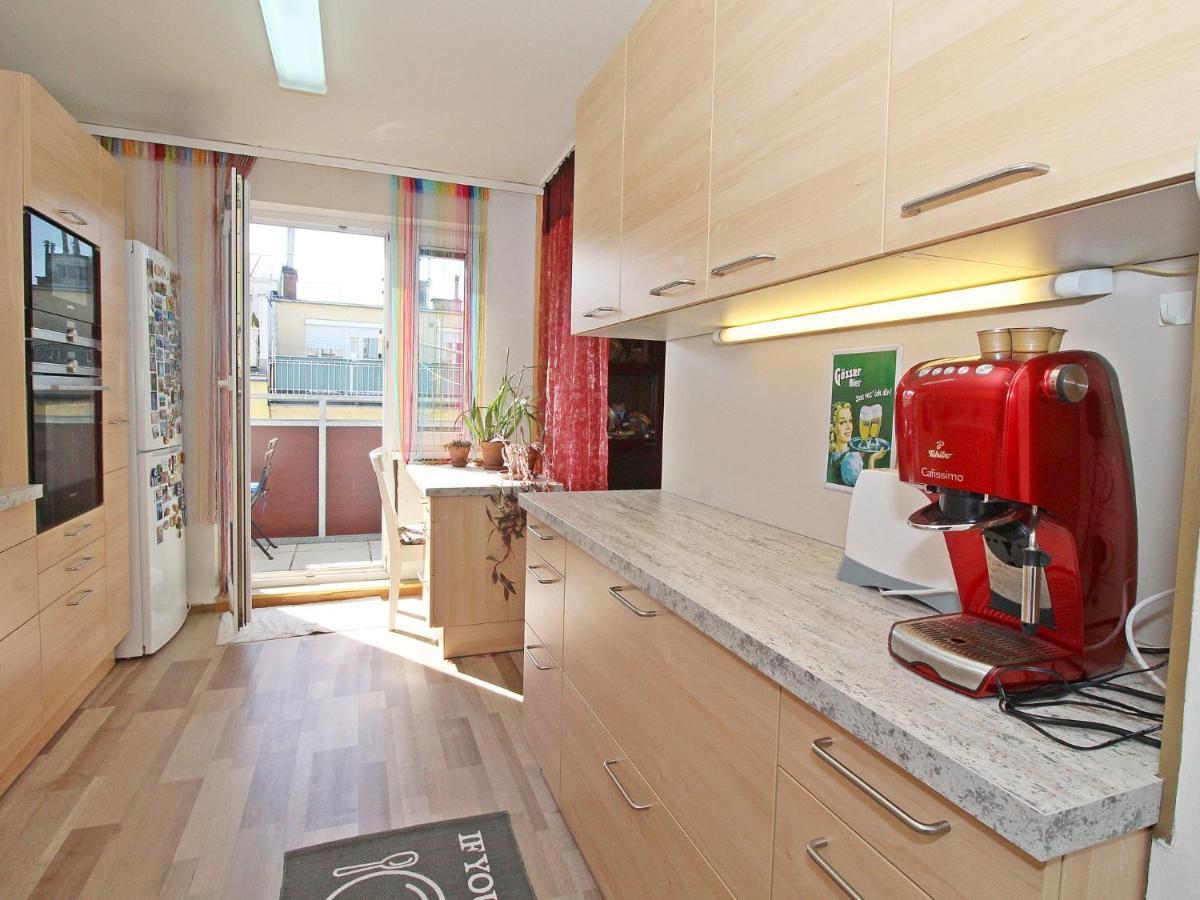 Waits For By Interhome Vienna